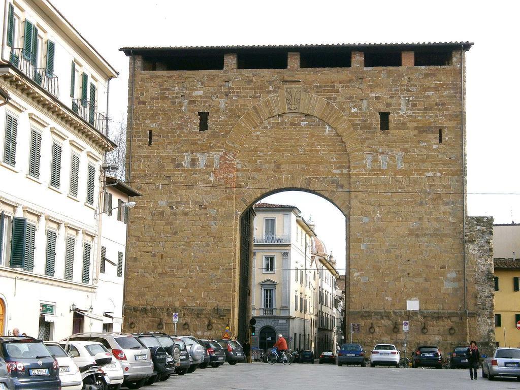 Porta San Frediano Apartment